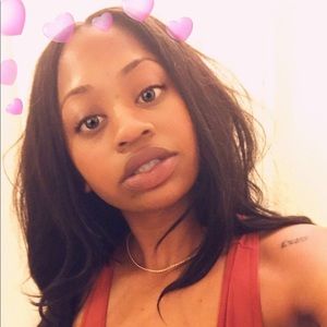 Meet your Posher, Camayah